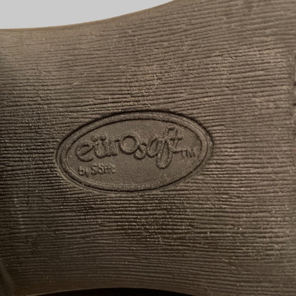 Eurosoft by Sofft NEW Jennica Black Suede Ankle Booties Size 6M - Picture 15 of 15